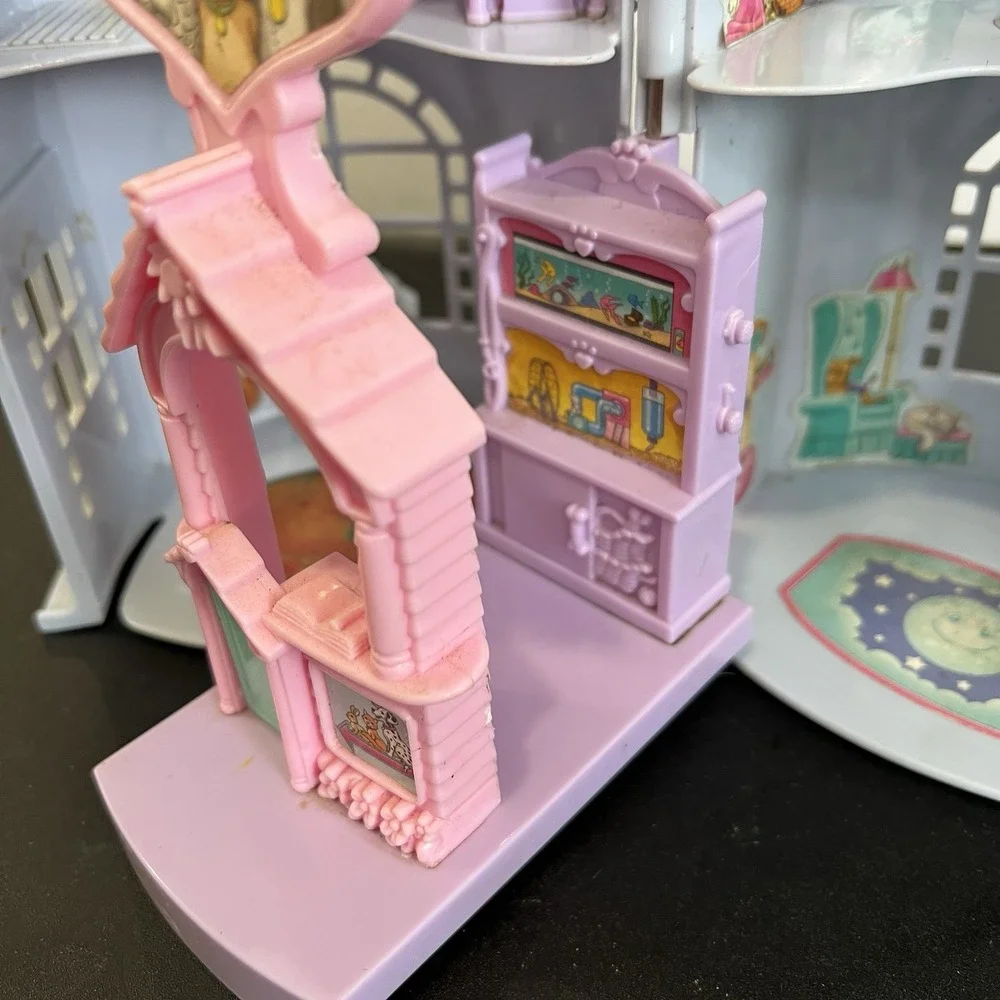 Fisher Price Precious Places Pet Parlor Vintage 1990s Folding Playset‎ Lavender